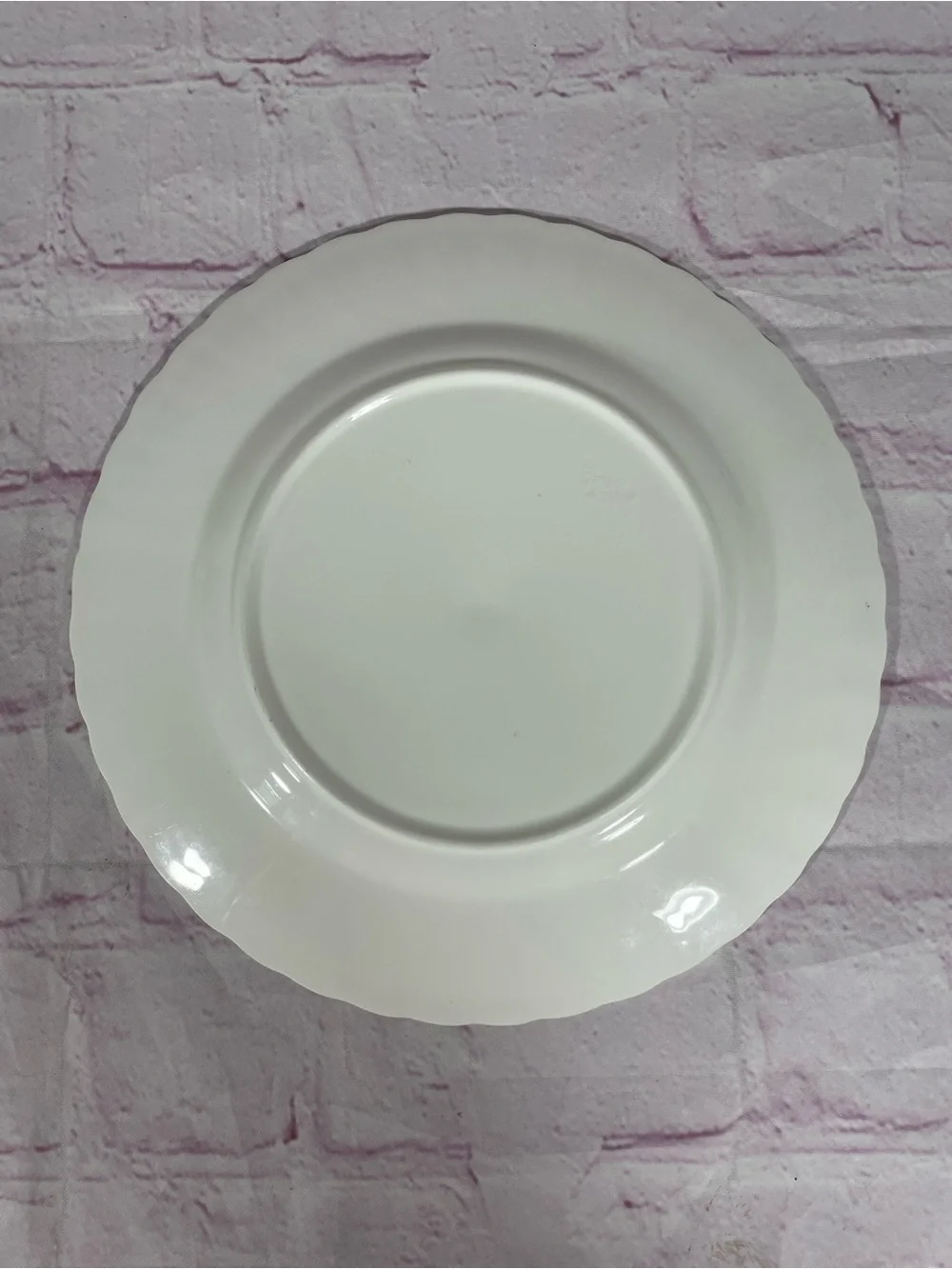 Vintage Minton White Fife Bone China Salad Plates 7 7/8” England Discontinued